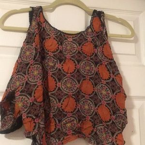 Backless cut out sleeve tank